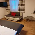 Alpenwelt * Нойштіфт-ім-Штубайталь