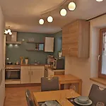 Alpenwelt * Нойштіфт-ім-Штубайталь